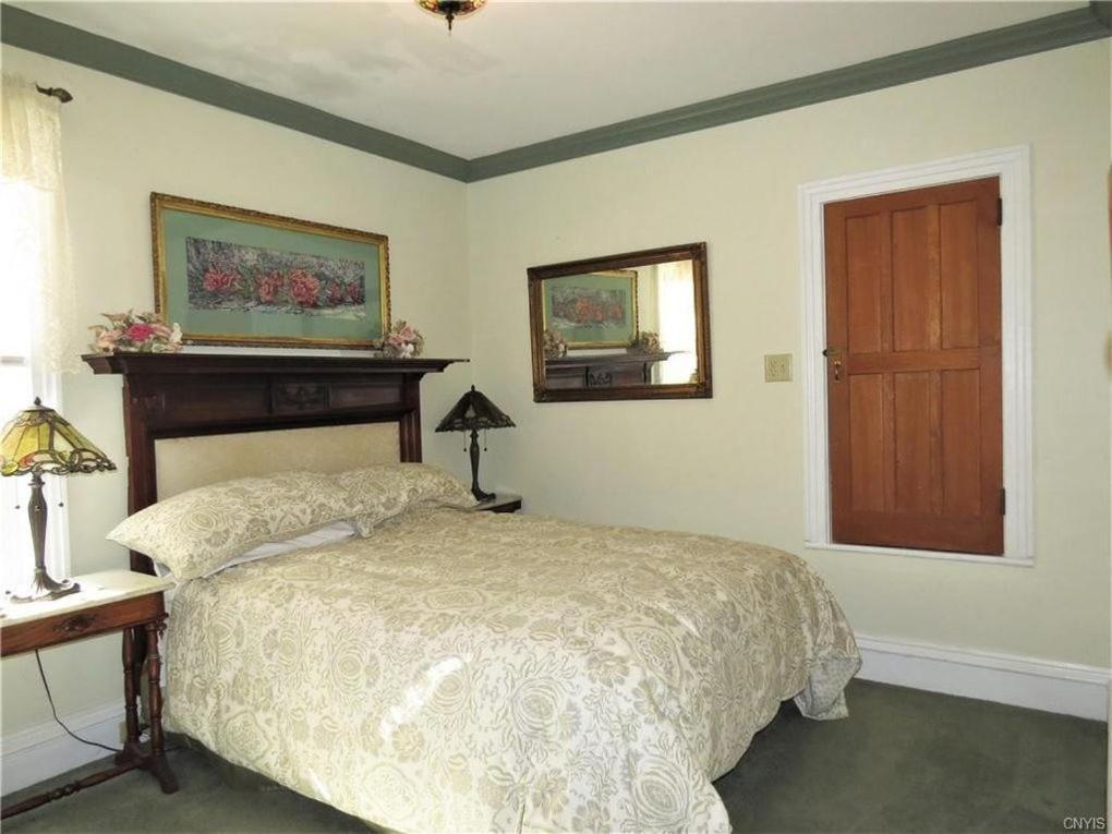 Raindrops On Roses Bed & Breakfast Herkimer 외부 사진
