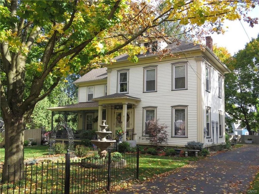 Raindrops On Roses Bed & Breakfast Herkimer 외부 사진
